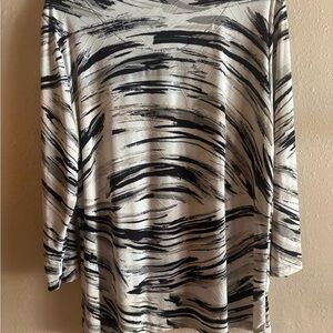 Stylish Black and White Women's Top
